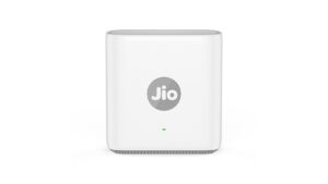 Jio AX3000 JIDU6700 WiFi 6 Router in White, showcasing dual-band antennas – available on Amazon India